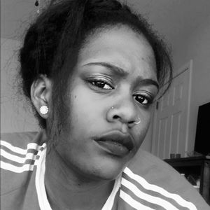 Meet your Posher, Rachelle